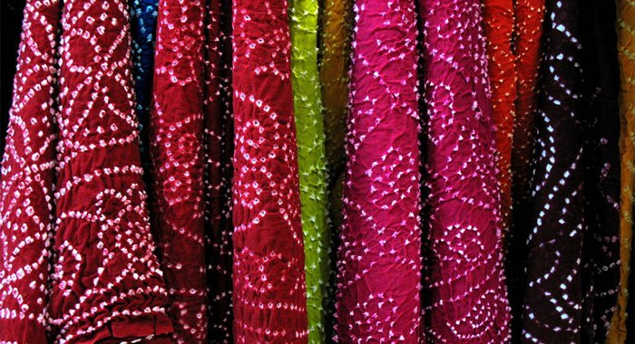 TIE & DYE (Bandhani)